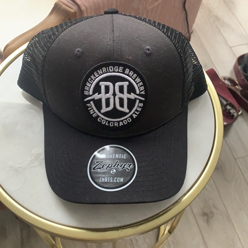 Baseball cap NWT